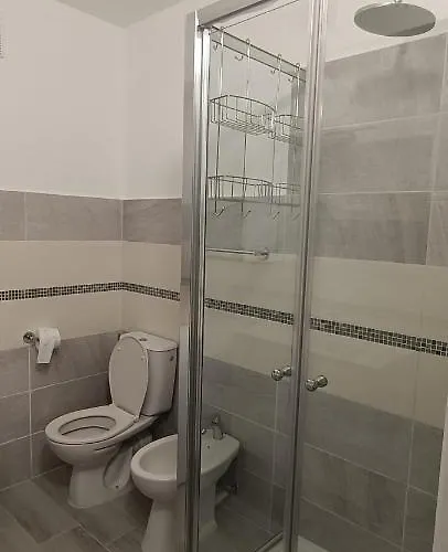 Casa Bella * מנטון